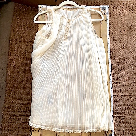 60S 70S VINTAGE | VANITY FAIR IVORY PLEATED SHEE BOHO VINTAGE LINGERIE S VTG USA - Picture 4 of 17